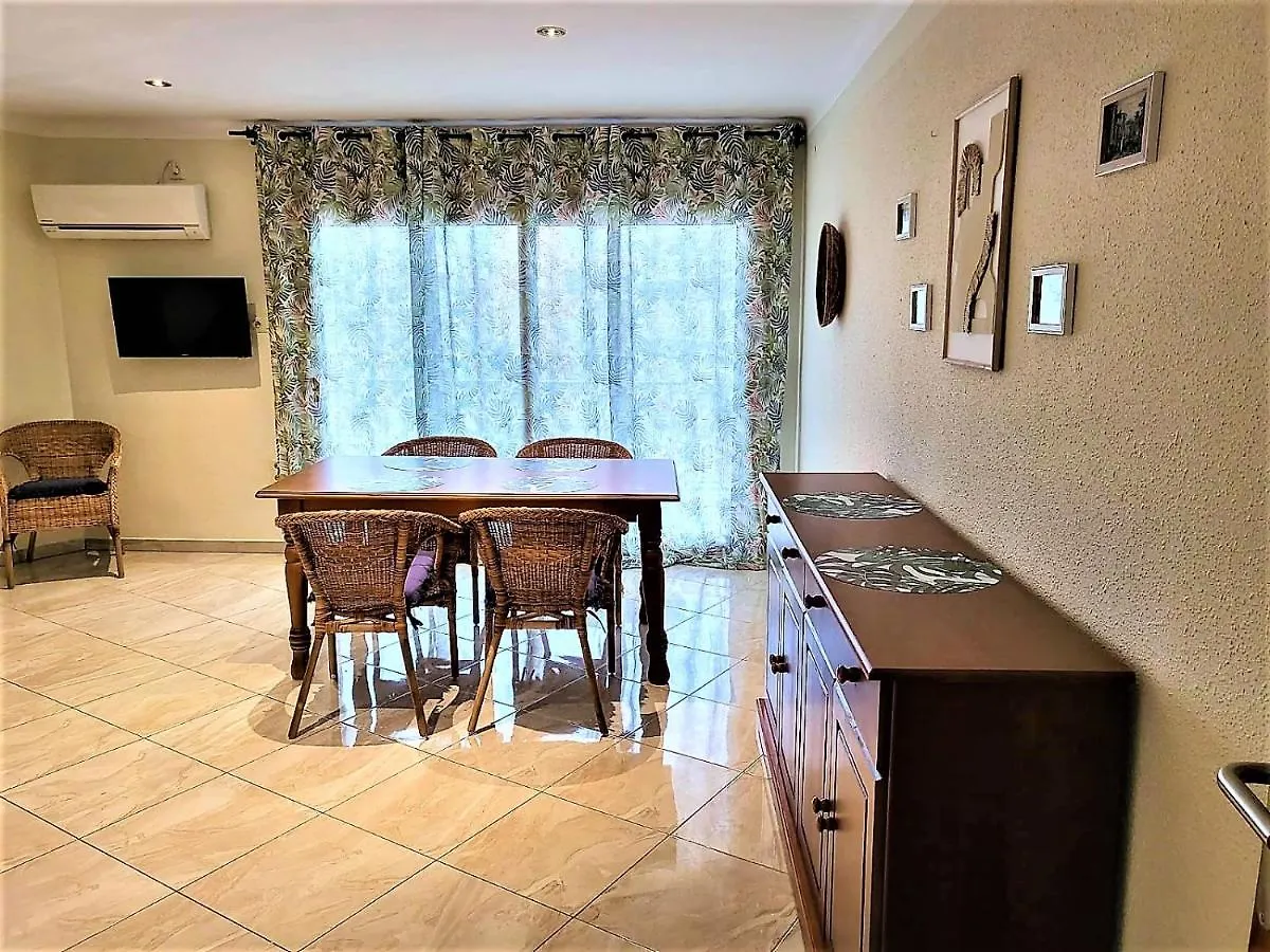 Global Immo 3349 La Solana Apartment Roses Spain